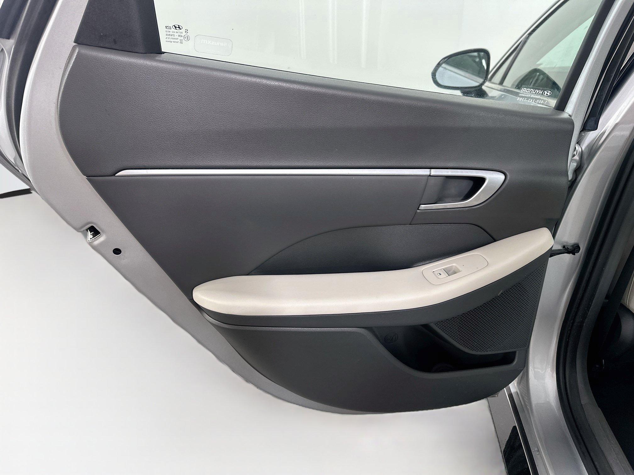 Used 2024 Hyundai Sonata SEL FWD image 25
