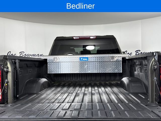Used 2023 GMC Sierra 2500 SLE w/ SLE Value Package; image 9