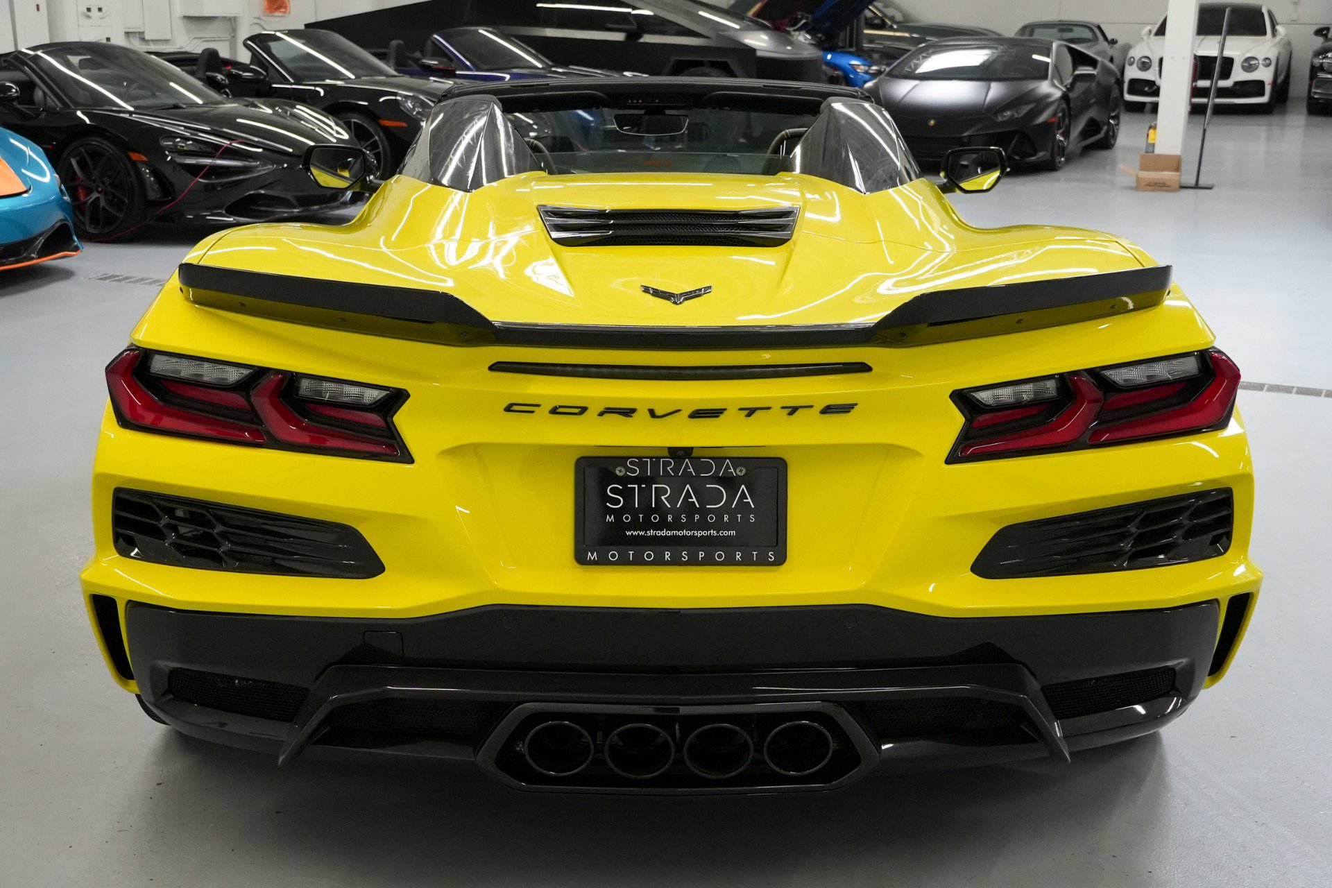 Used 2023 Chevrolet Corvette Z06 w/ Stealth Interior Trim Package RWD image 7