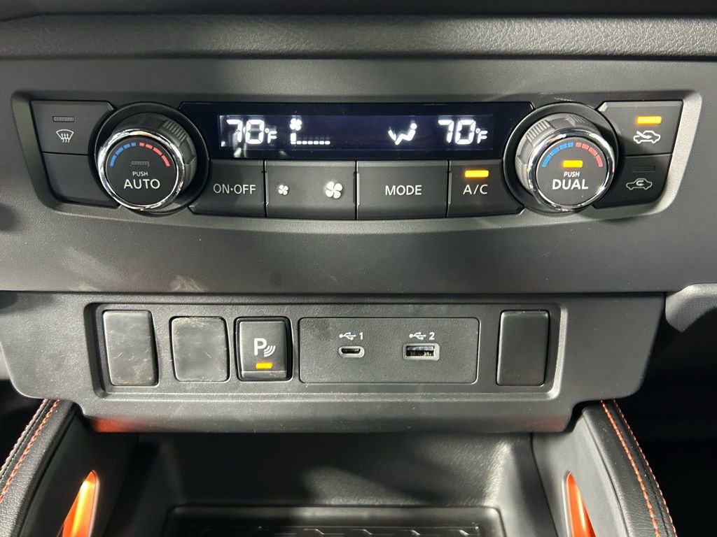 Used 2025 Nissan Frontier PRO-4X image 23