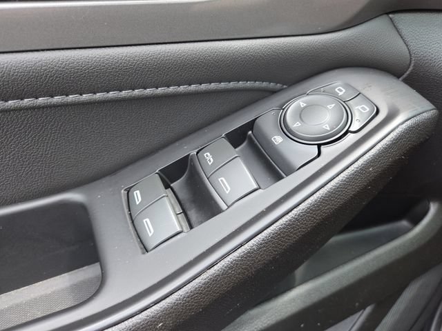 Certified 2023 Chevrolet Traverse LT FWD image 10