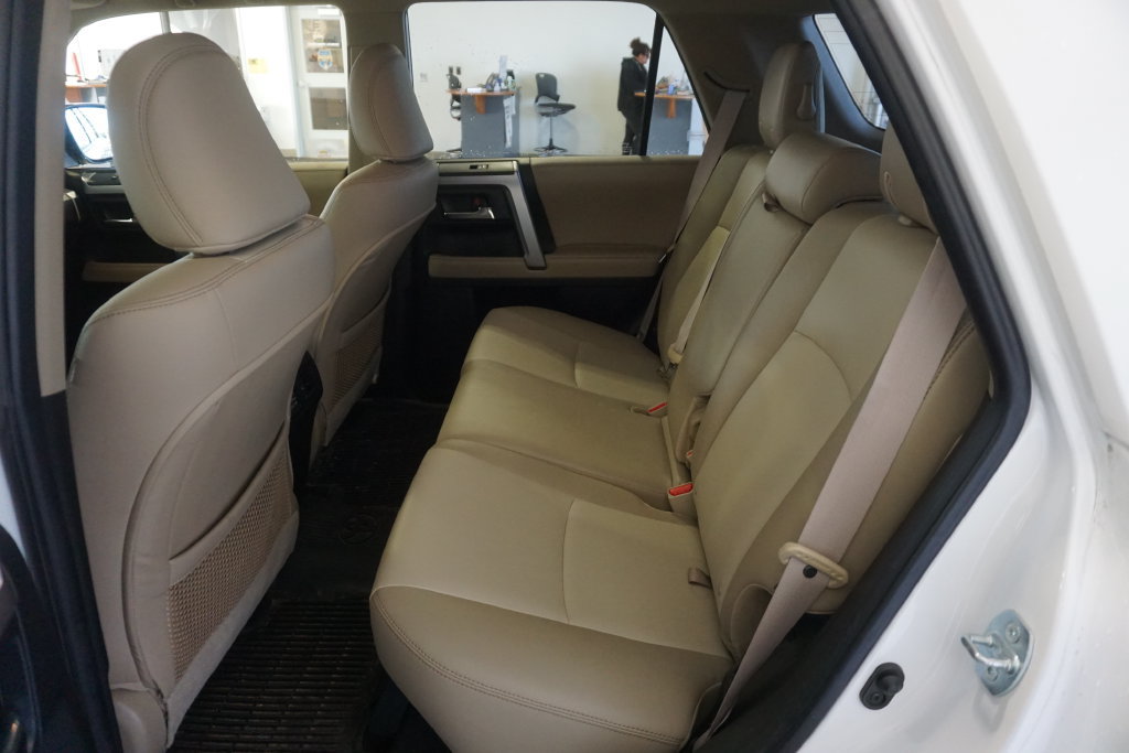 Used 2017 Toyota 4Runner SR5 Premium AWD/4WD image 21