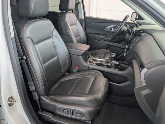 Used 2021 Chevrolet Traverse Premier AWD/4WD image 18
