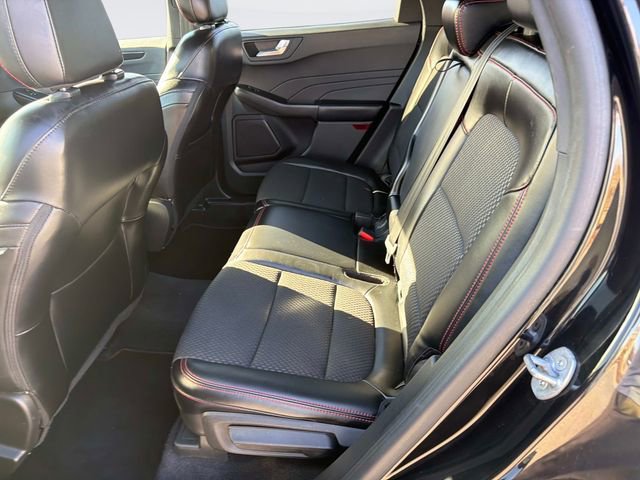 Used 2023 Ford Escape ST-Line image 15