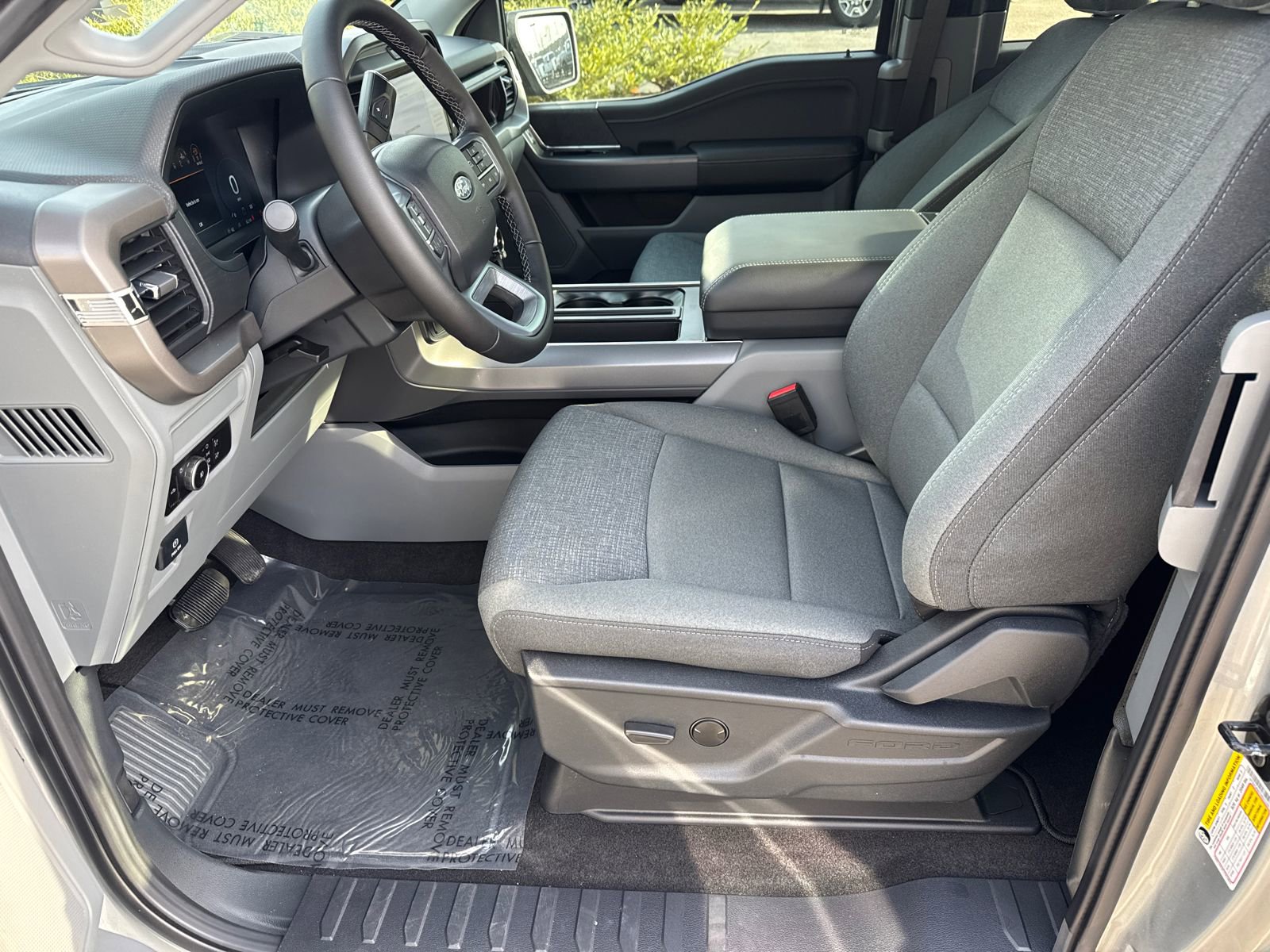 New 2026 Ford F150 XLT w/ XLT Chrome Appearance Package RWD image 10