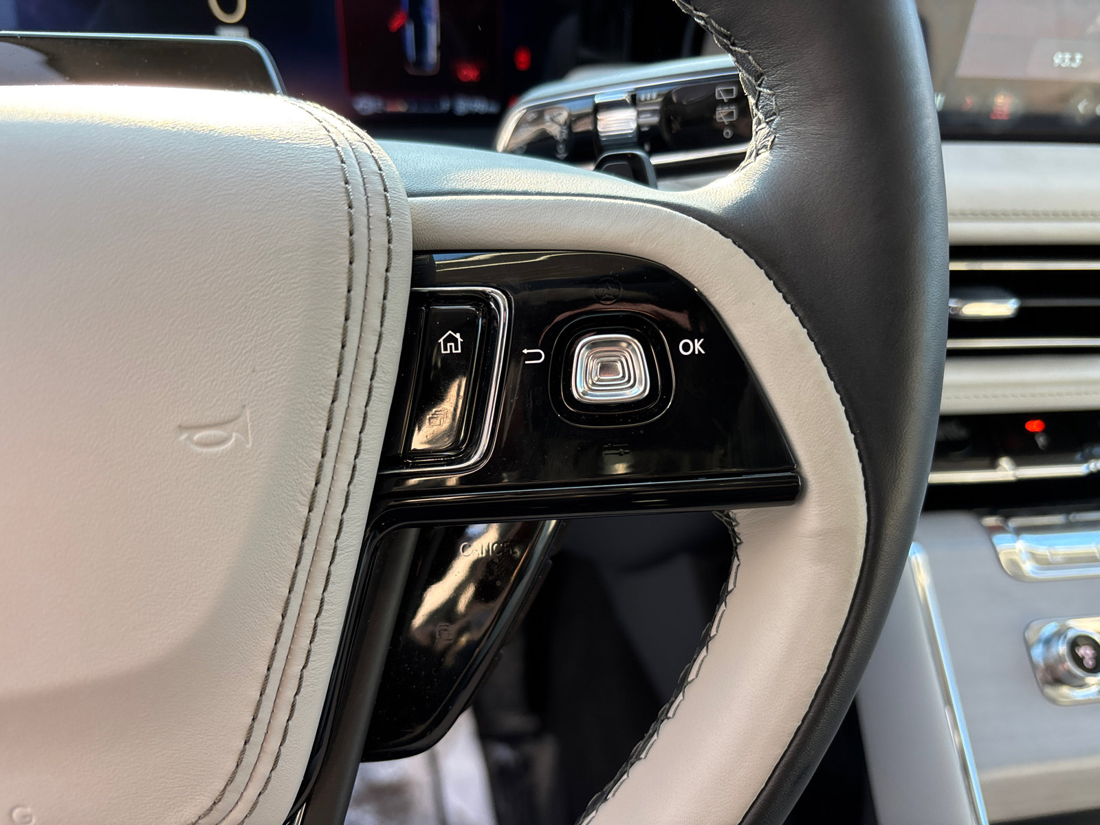 New 2026 Lincoln Aviator Reserve image 18