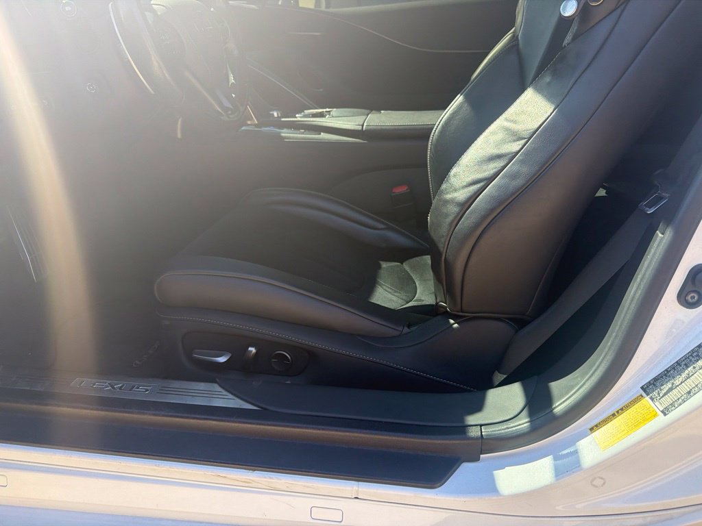 Used 2018 Lexus LC 500 Coupe w/ Sport Package RWD image 15