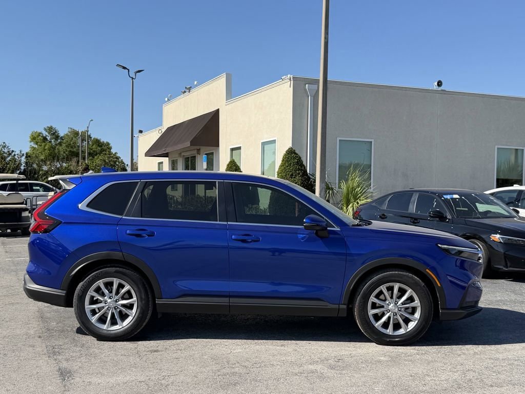 Used 2023 Honda CR-V EX-L image 4
