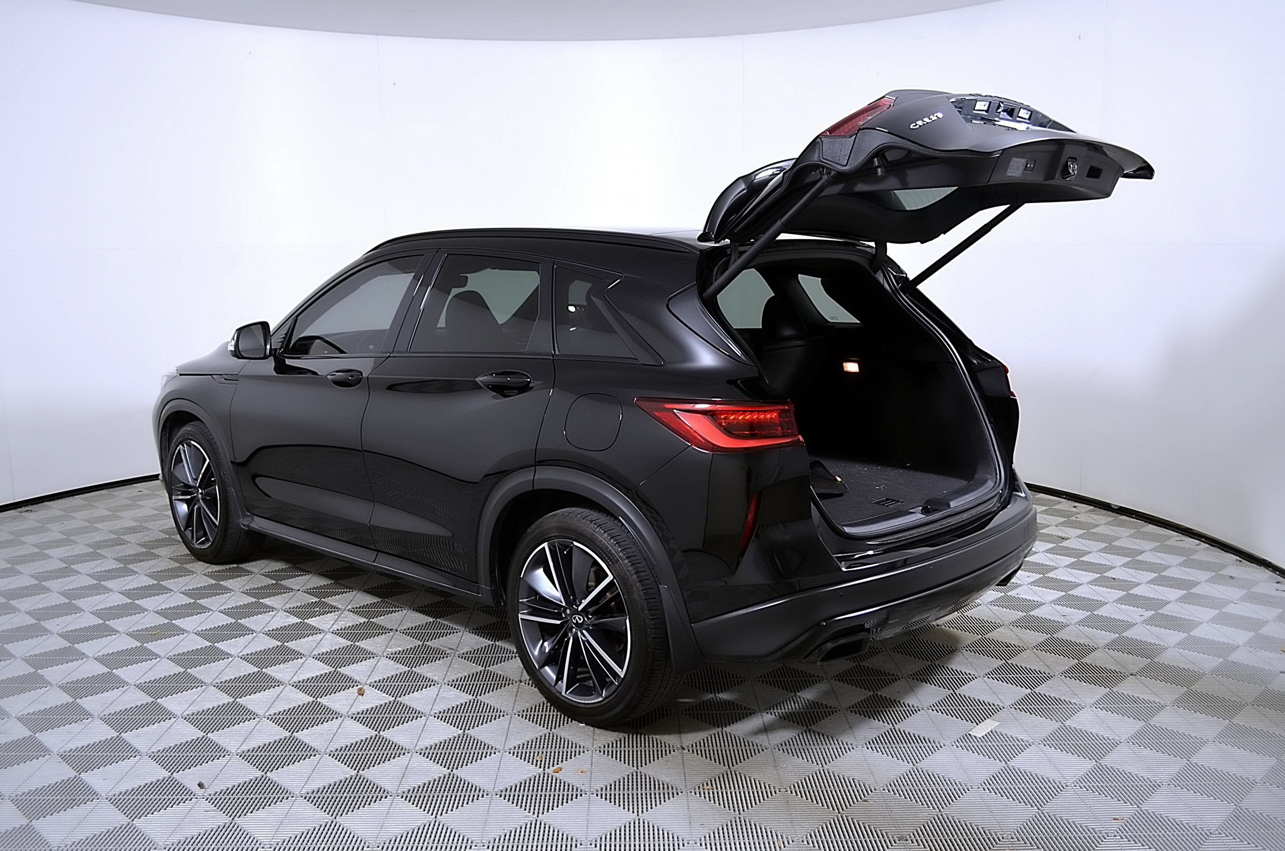 Used 2024 INFINITI QX50 Sport FWD image 10
