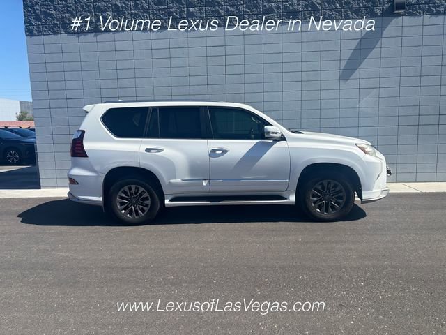 Used 2018 Lexus GX 460 Luxury w/ Sport Design Package AWD/4WD image 2