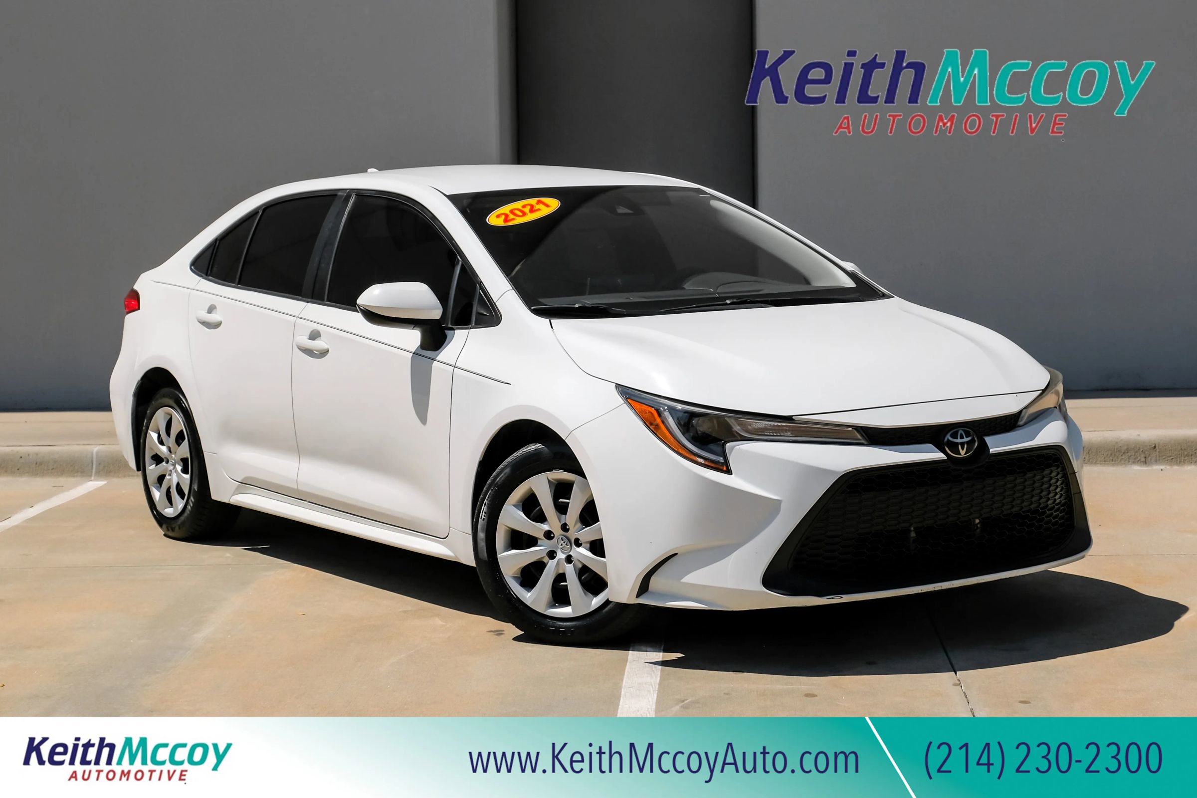 Used 2021 Toyota Corolla LE image 1