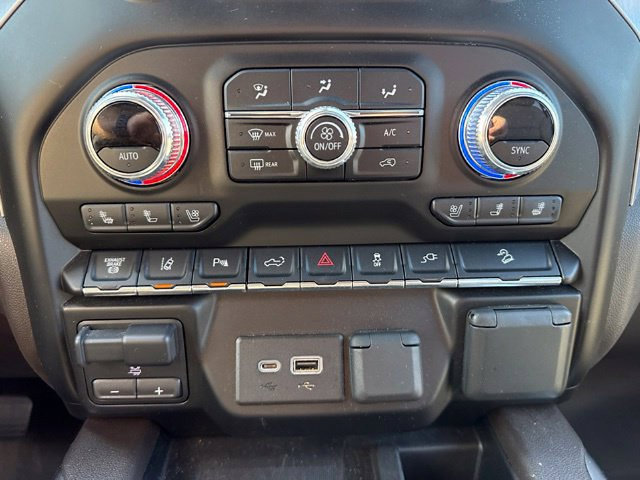 Used 2020 GMC Sierra 2500 SLT w/ SLT Premium Plus Package AWD/4WD image 16