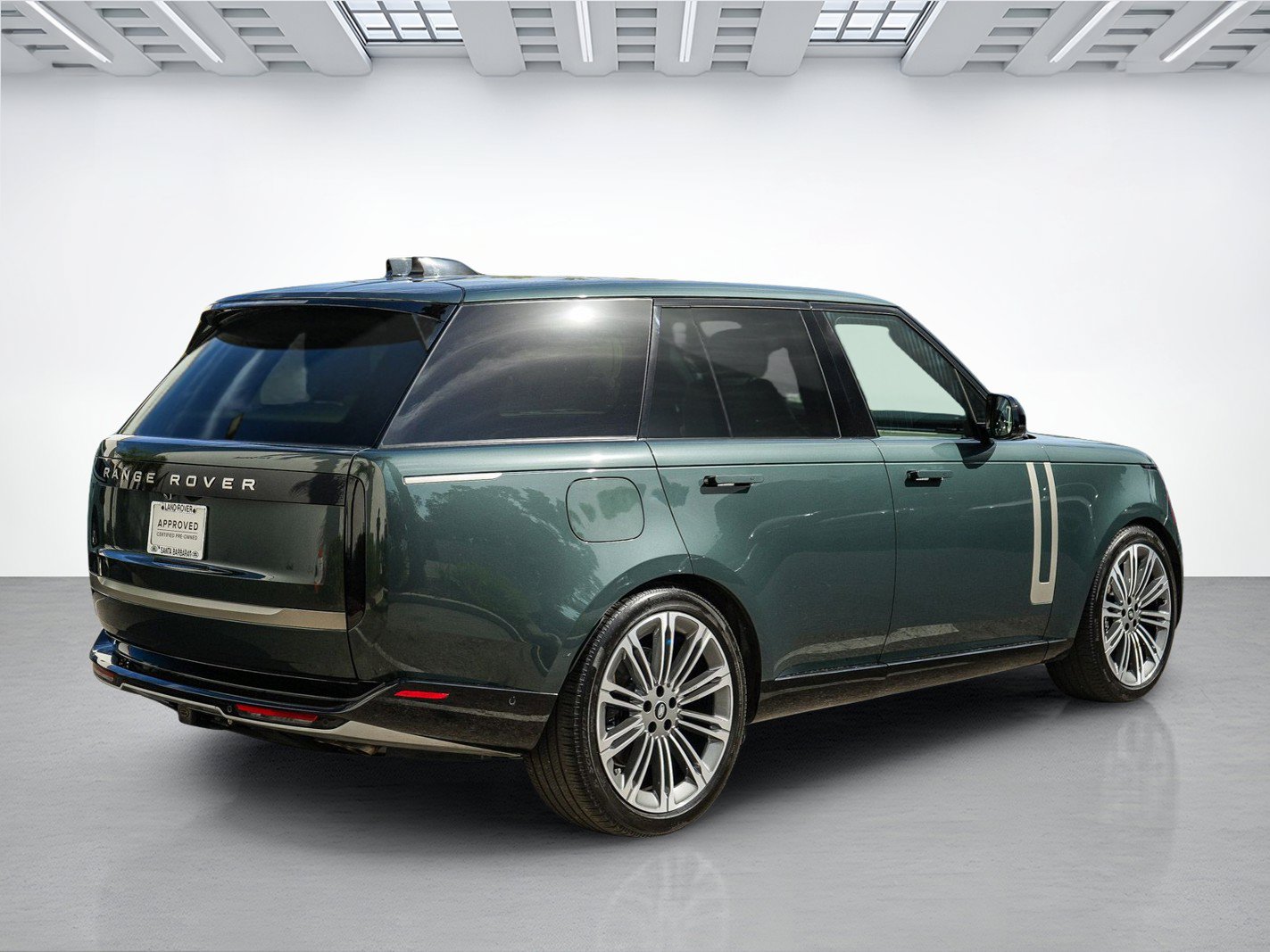 Certified 2025 Land Rover Range Rover SE AWD/4WD image 6