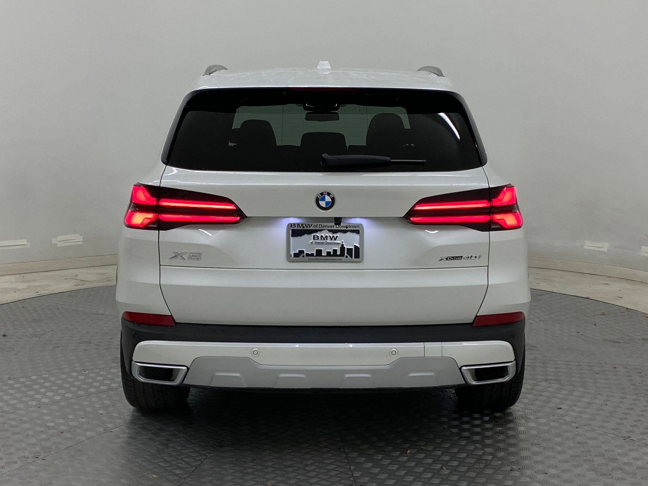 Used 2026 BMW X5 xDrive40i image 9