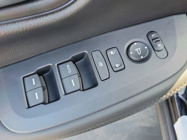 New 2026 Honda HR-V LX image 17