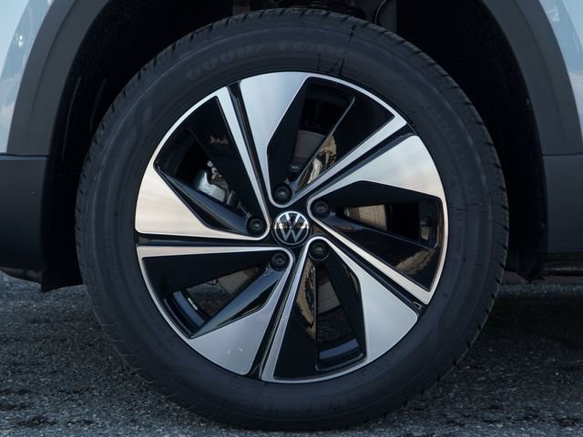 New 2026 Volkswagen Taos SE AWD/4WD image 7
