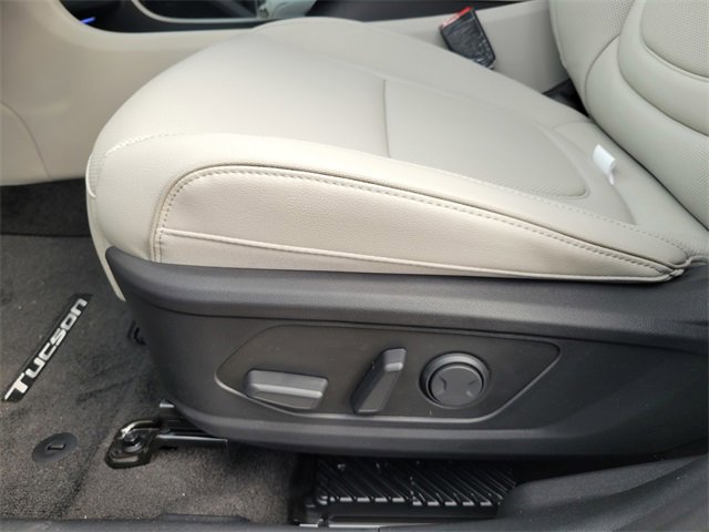 New 2026 Hyundai Tucson Limited image 14