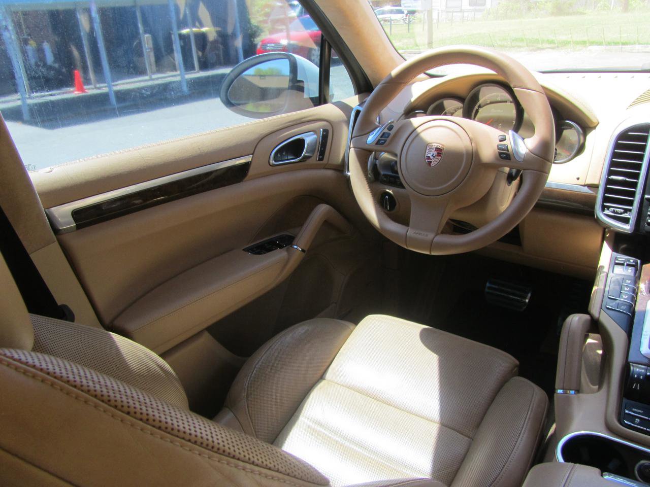 Used 2012 Porsche Cayenne Turbo AWD/4WD image 11