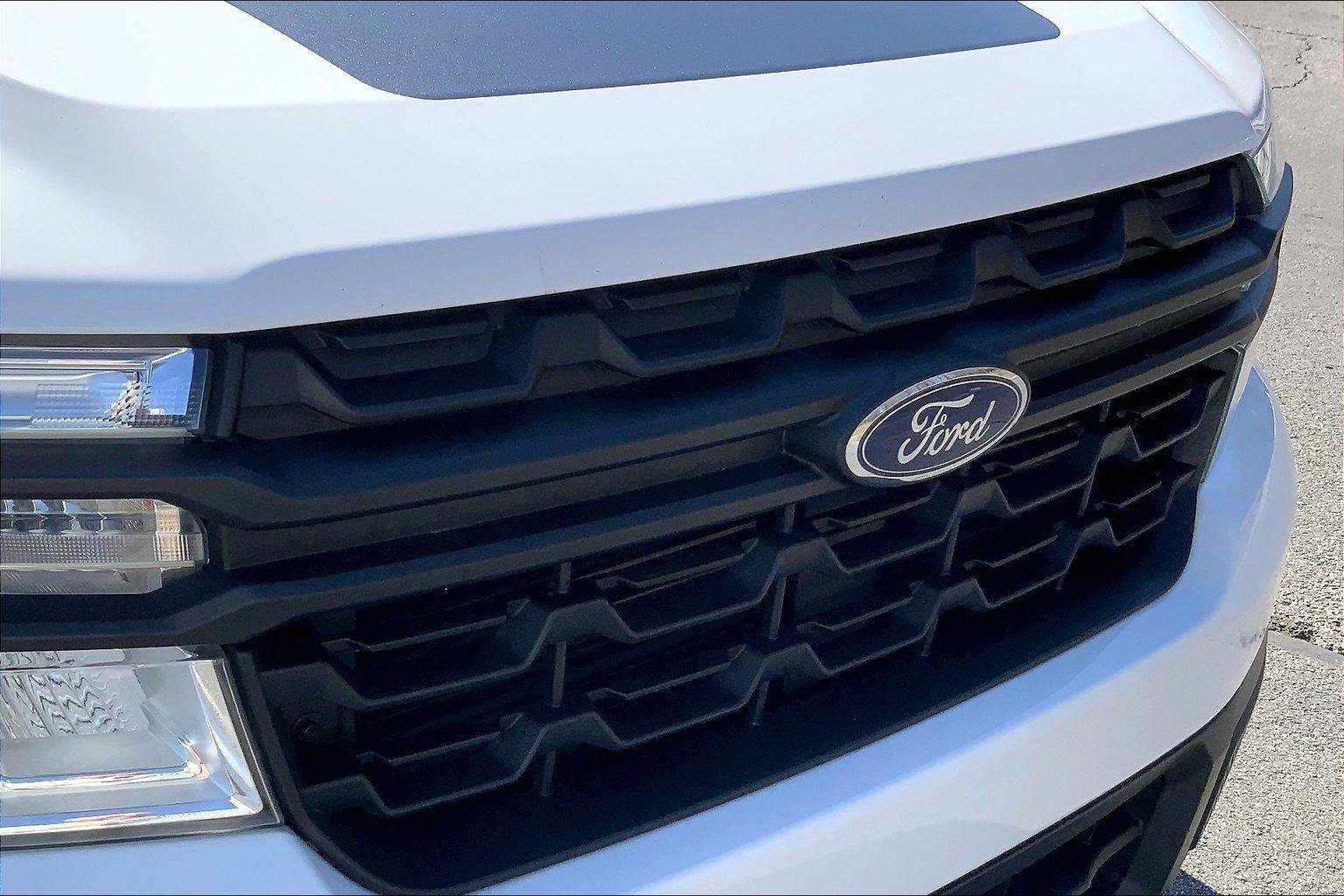 Used 2022 Ford Maverick XL image 27