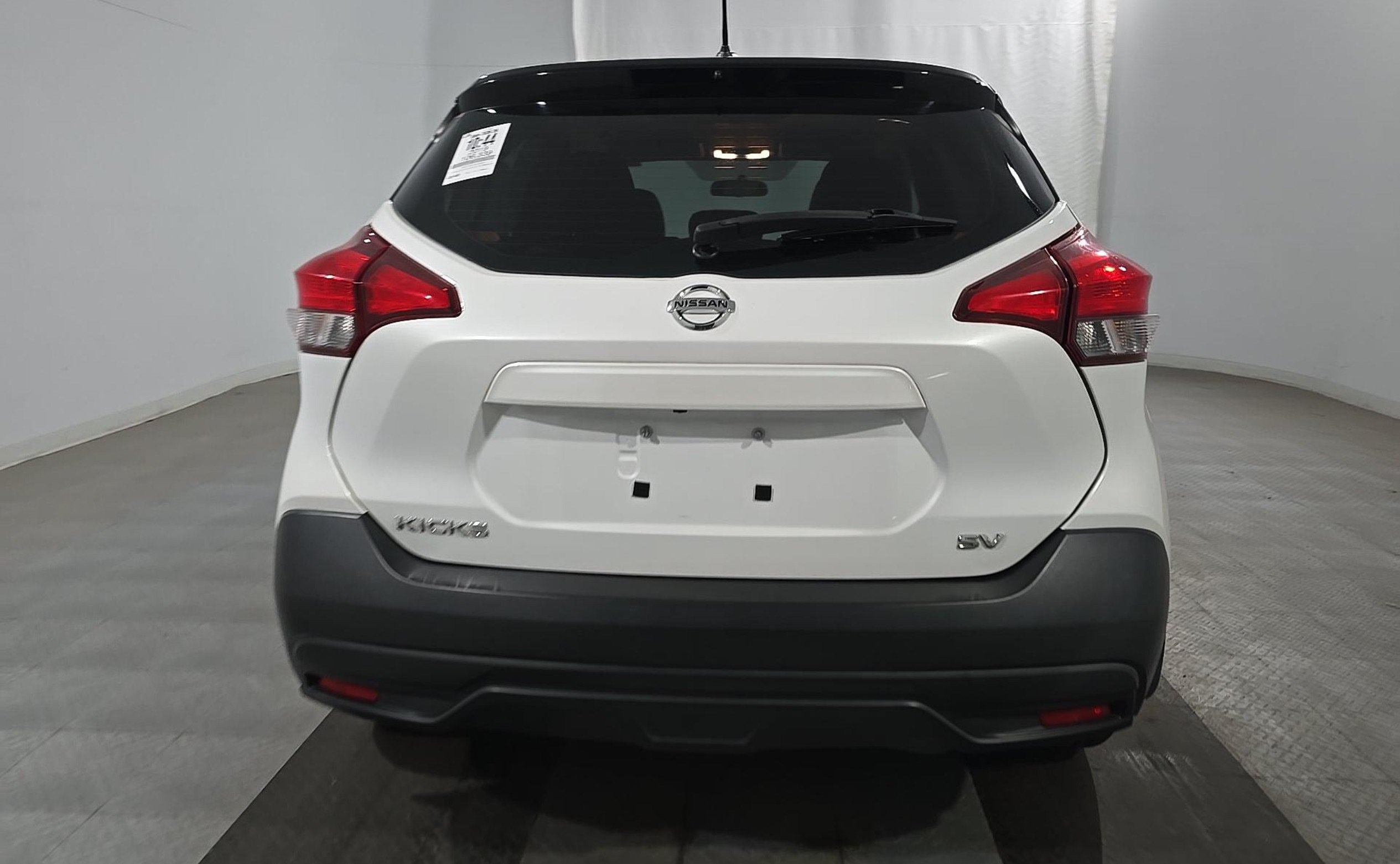 Used 2019 Nissan Kicks SV FWD image 5