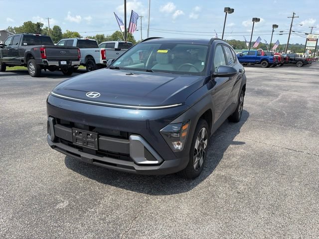 Used 2025 Hyundai Kona SEL AWD/4WD image 6