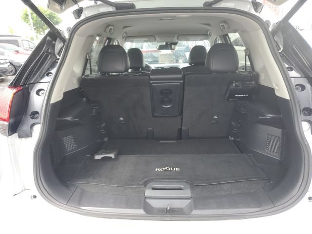 Used 2019 Nissan Rogue SL AWD/4WD image 9