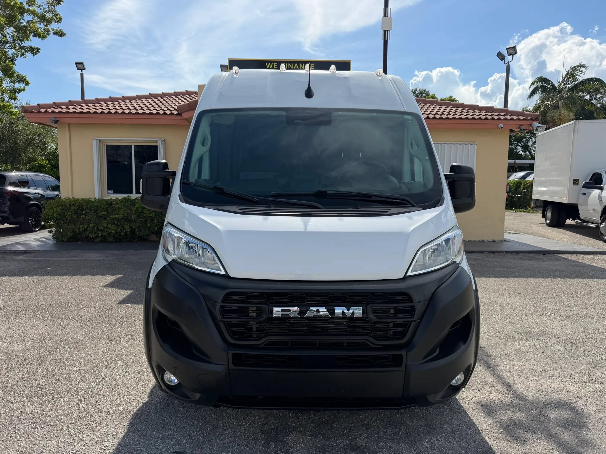 Used 2024 RAM ProMaster 2500 159 High Roof w/ Convenience Group FWD image 7