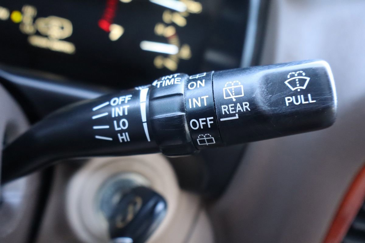 Used 1999 Lexus LX 470 4WD image 34