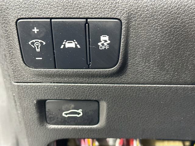 Used 2023 Kia K5 GT-Line image 25