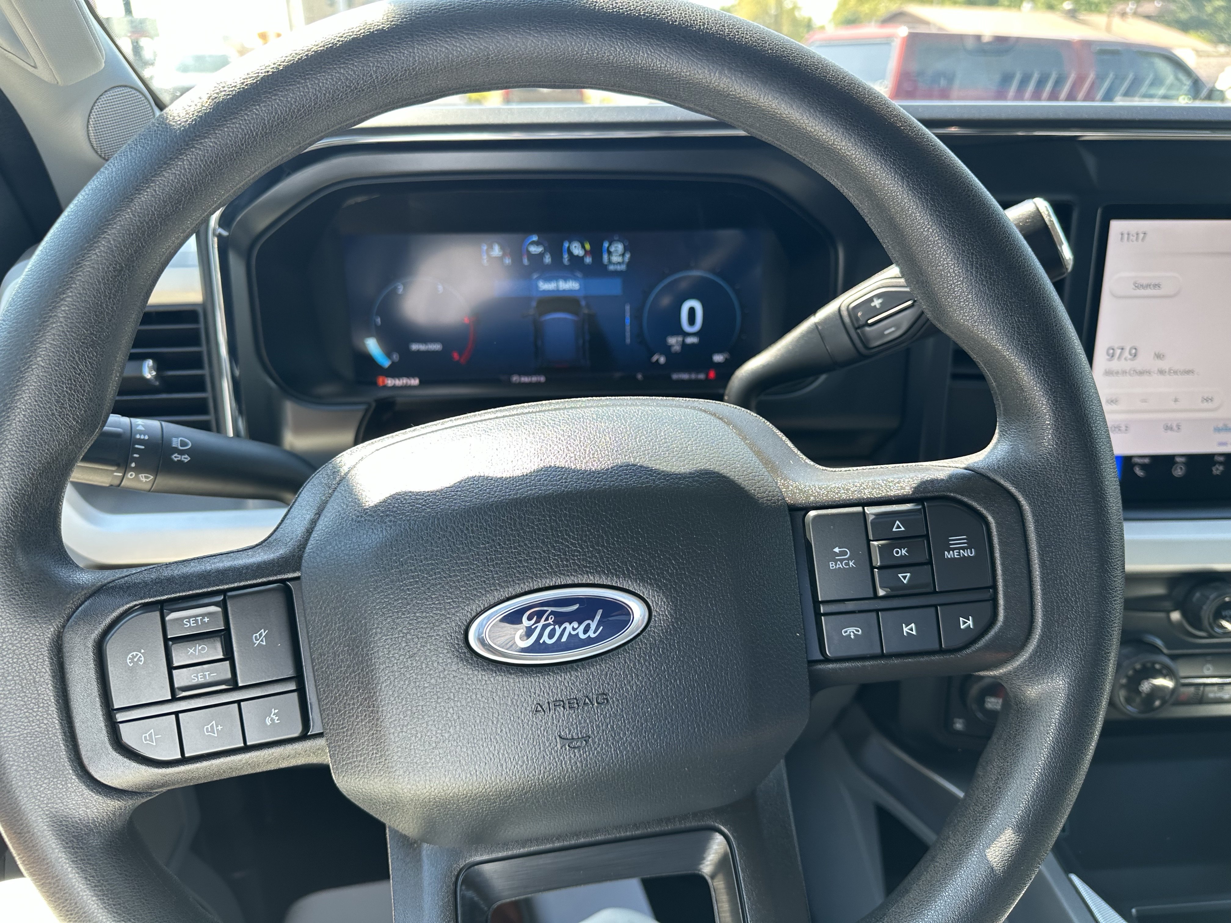 Used 2025 Ford F250 XLT w/ Black Appearance Package AWD/4WD image 19