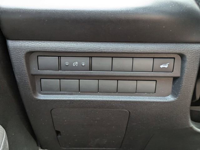 Used 2024 Mitsubishi Outlander SE AWD/4WD image 27