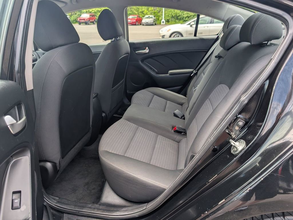 Used 2018 Kia Forte LX w/ LX Popular Package FWD image 17