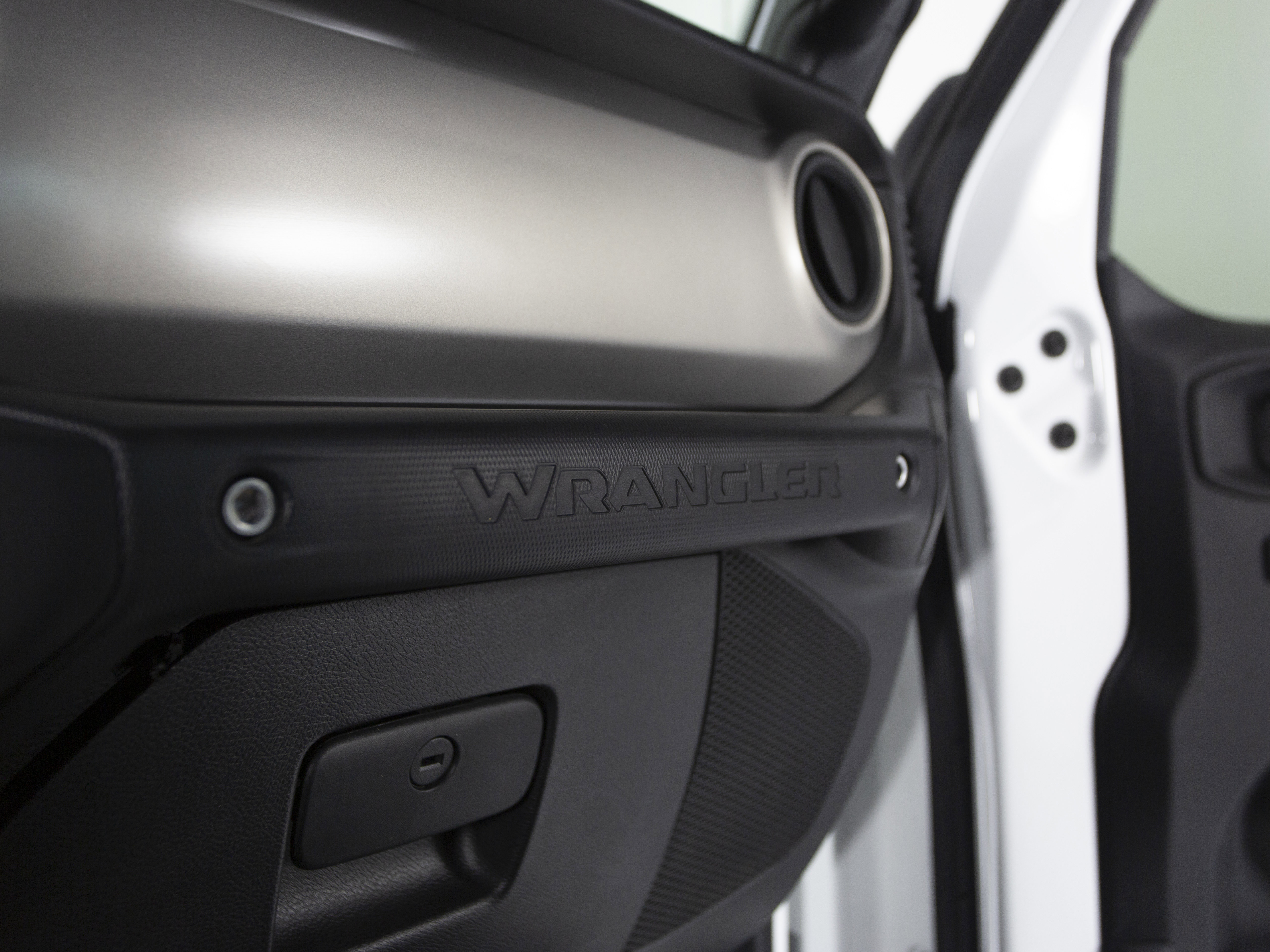 Used 2021 Jeep Wrangler Sport image 21