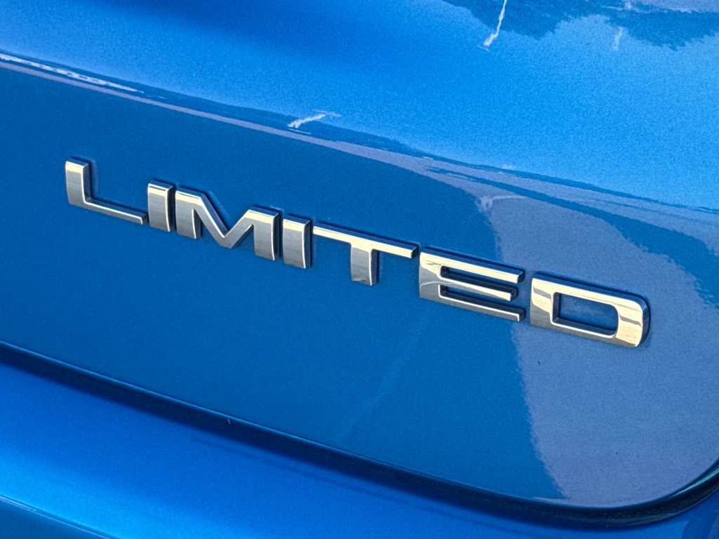 Used 2025 Jeep Compass Limited AWD/4WD image 9
