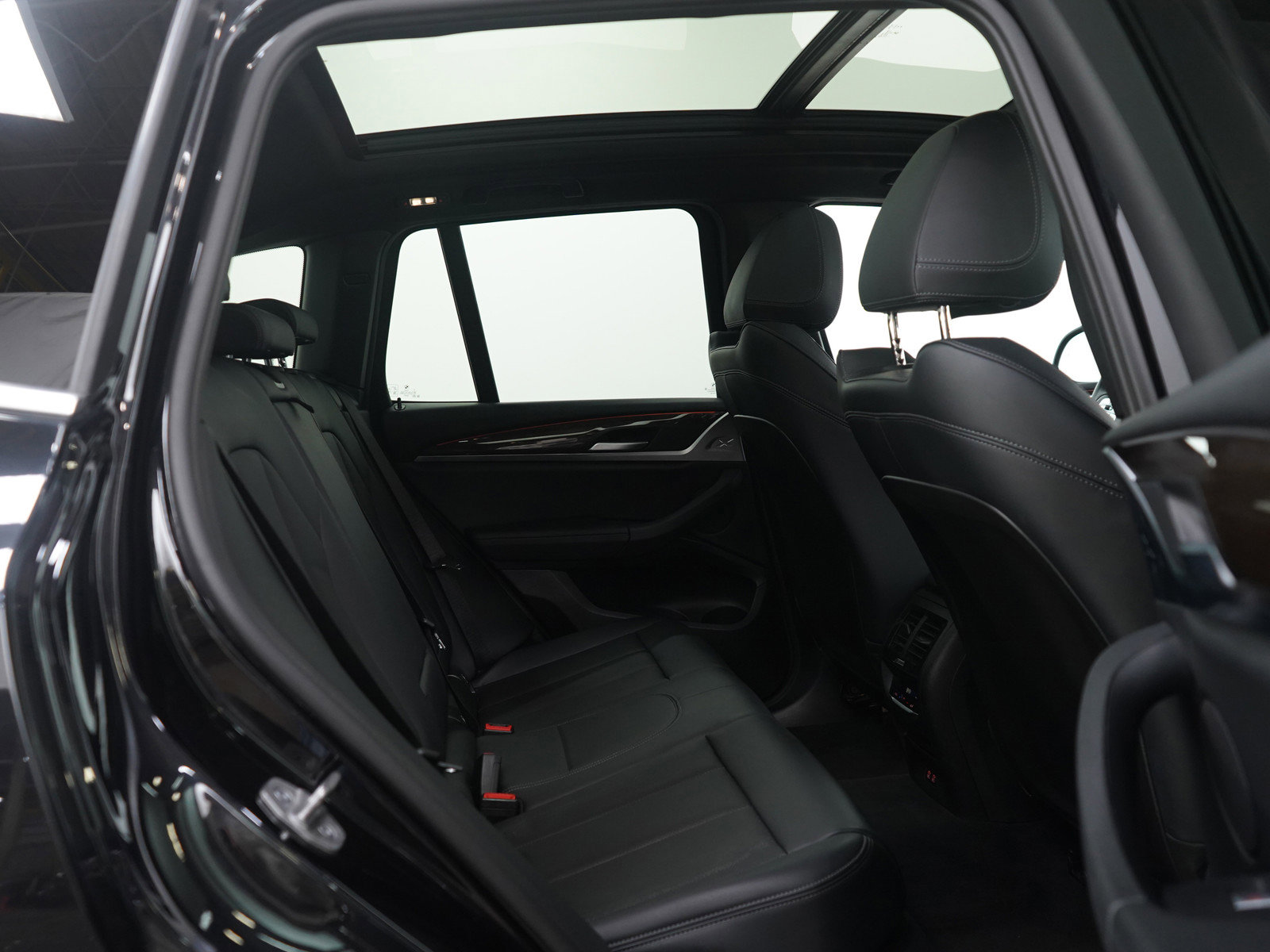 Used 2023 BMW X3 xDrive30i image 13