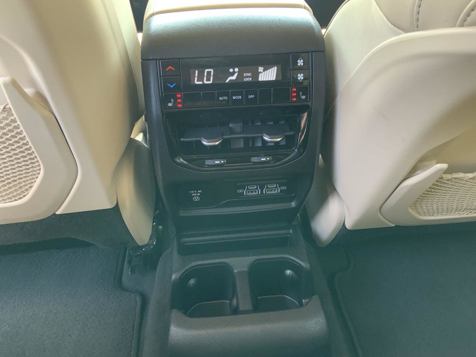 Used 2022 Jeep Grand Cherokee L Limited image 27