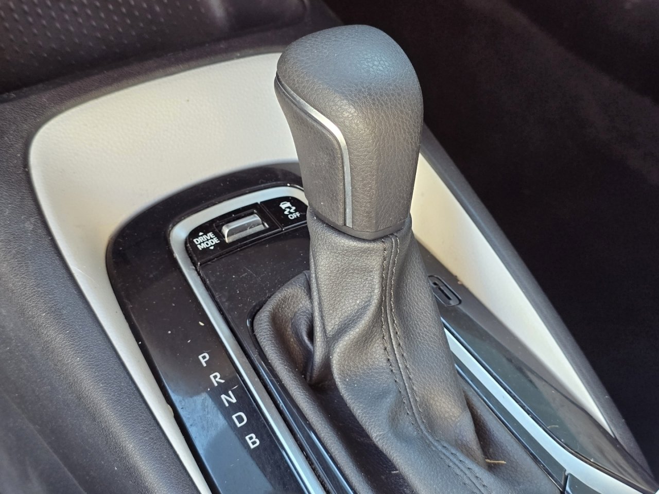 Certified 2024 Toyota Corolla SE image 21