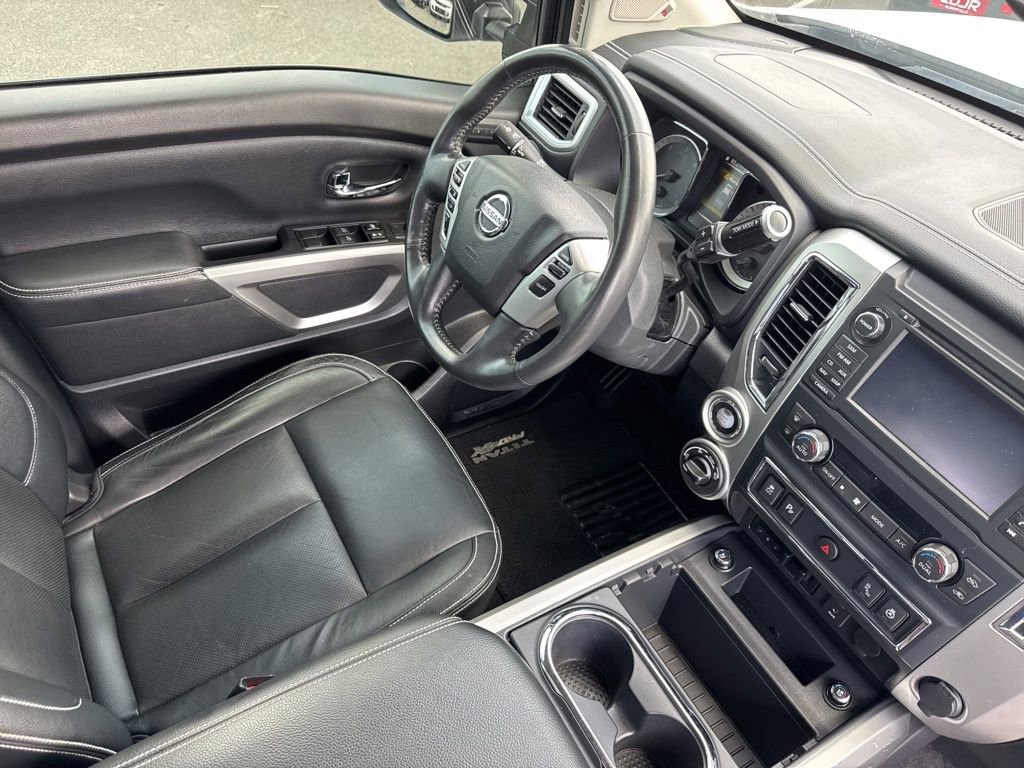 Used 2018 Nissan Titan PRO-4X w/ Pro-4x Convenience Package image 37