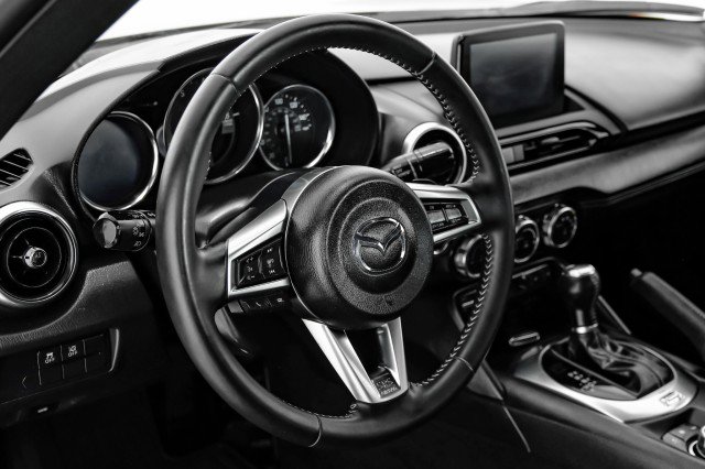 Used 2022 MAZDA MX-5 Miata RF Grand Touring image 13