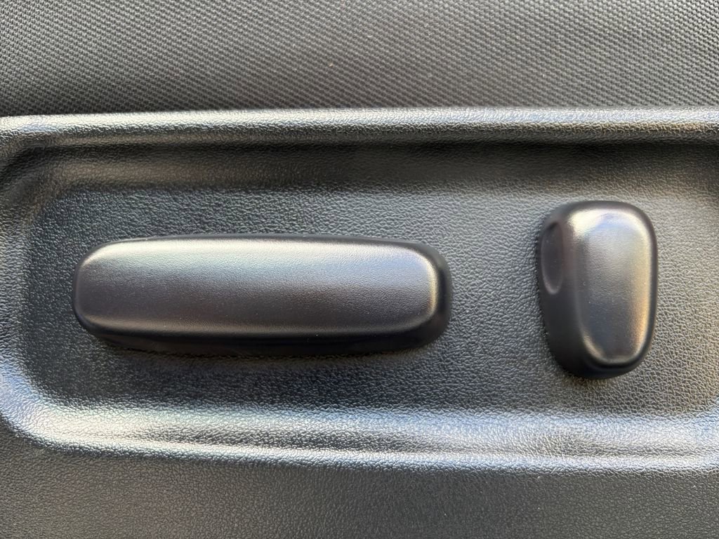 Used 2022 Toyota Tacoma TRD Off-Road image 14