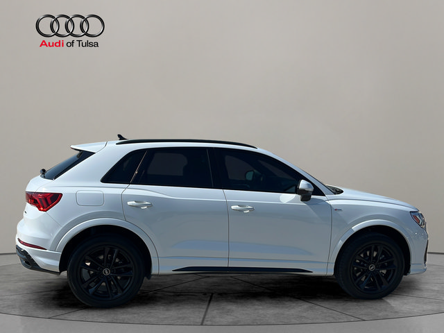 Used 2021 Audi Q3 2.0T Premium Plus w/ Premium Plus Package AWD/4WD image 8