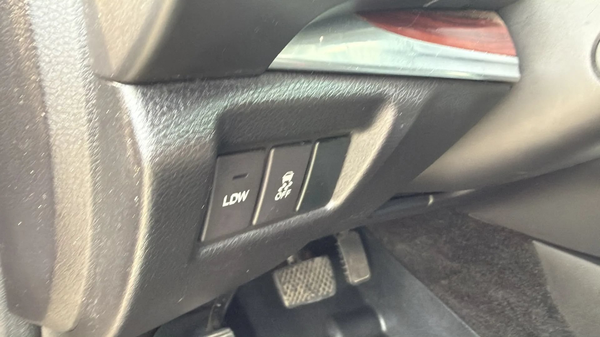 Used 2015 Acura MDX w/ Technology Package AWD/4WD image 11