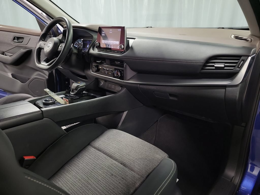 Used 2021 Nissan Rogue S AWD/4WD image 30