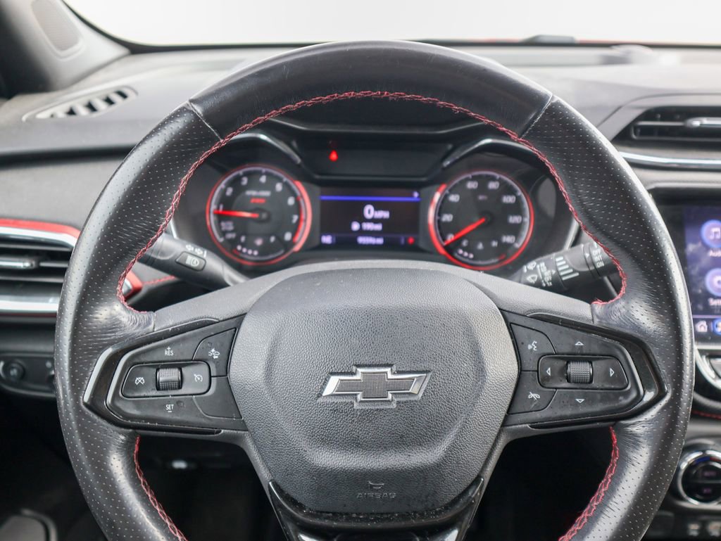 Used 2021 Chevrolet TrailBlazer RS w/ Technology Package FWD image 14