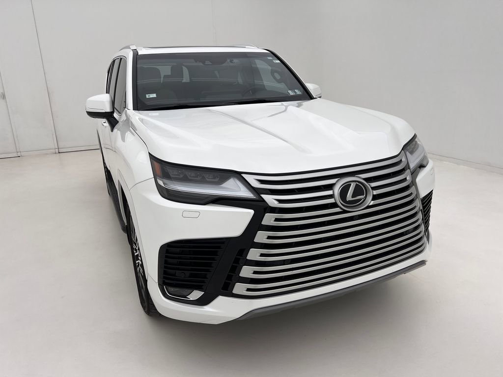 Certified 2024 Lexus LX 600 4WD w/ Luxury Package image 3