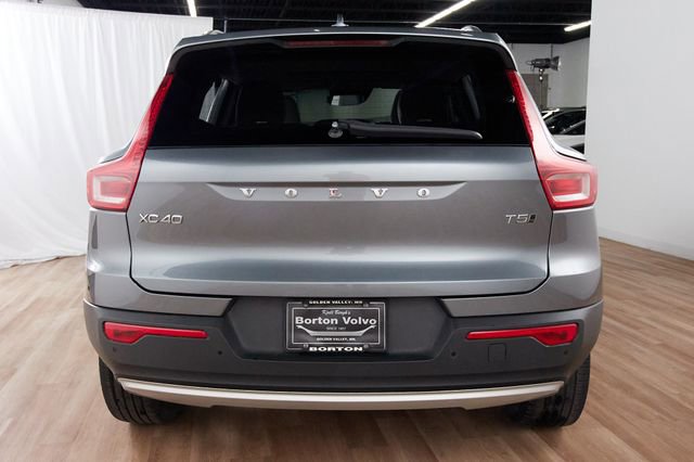 Used 2019 Volvo XC40 T5 Momentum AWD/4WD image 5