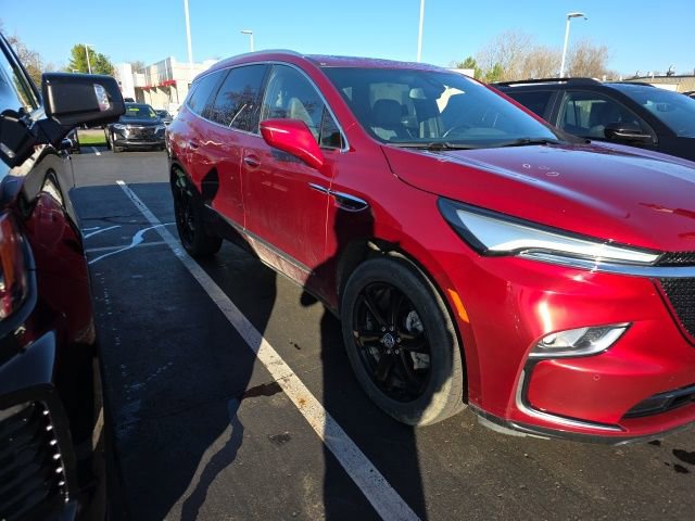 Used 2023 Buick Enclave Essence w/ Experience Buick Package image 10