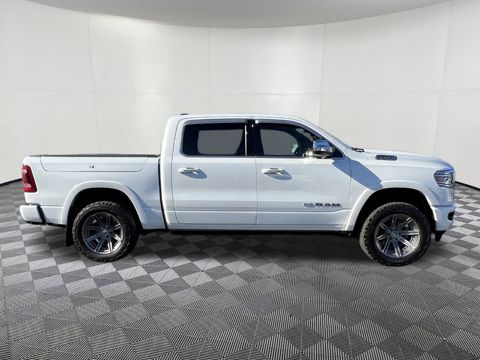 Used 2020 RAM 1500 Longhorn image 7