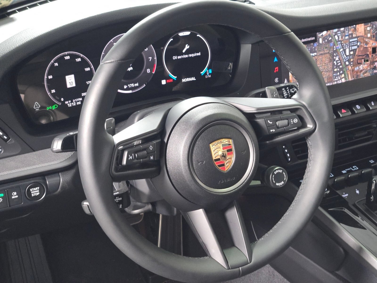 Used 2025 Porsche 911 Carrera RWD image 12