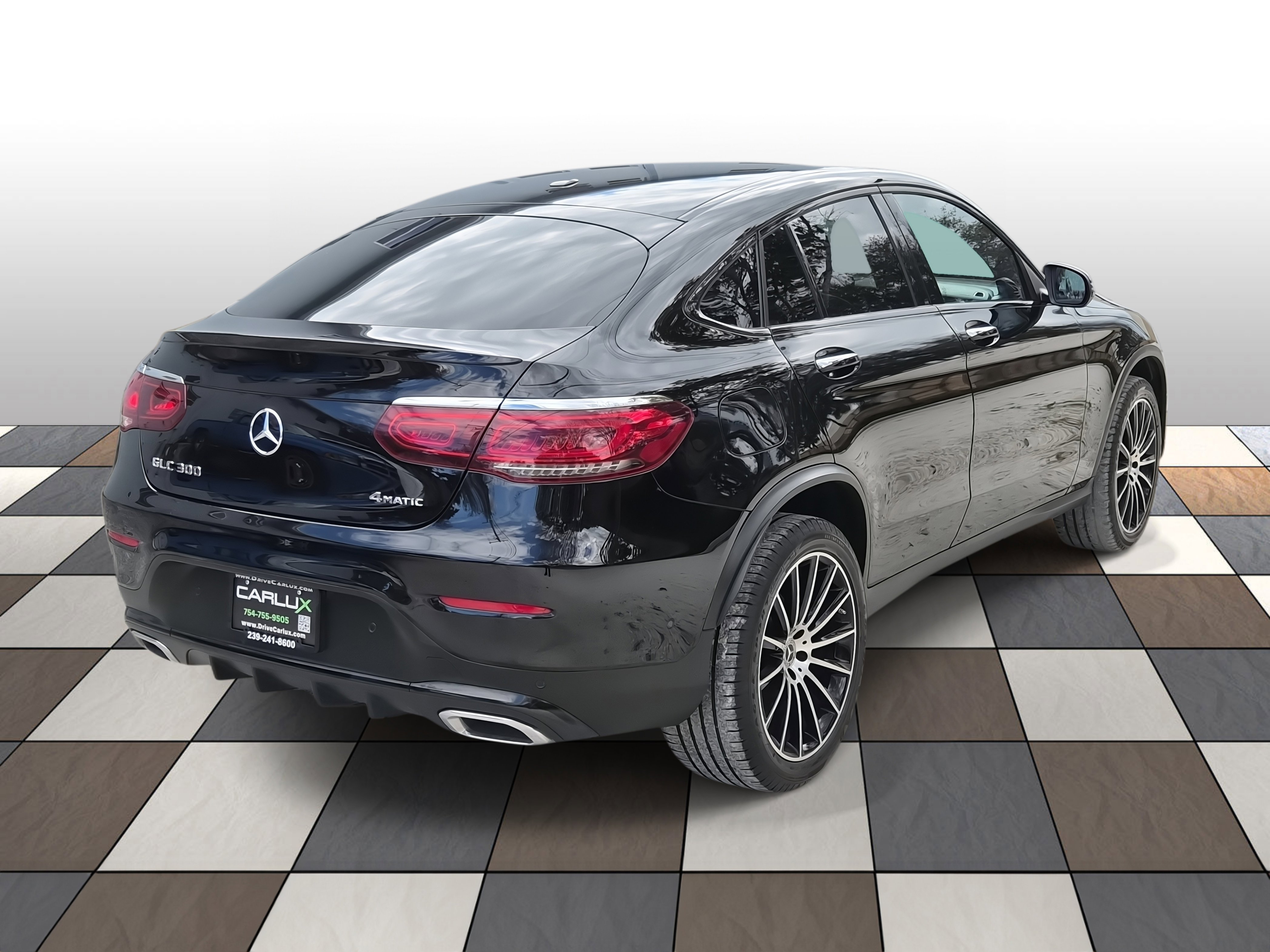 Used 2021 Mercedes-Benz GLC 300 4MATIC Coupe w/ AMG Line image 4